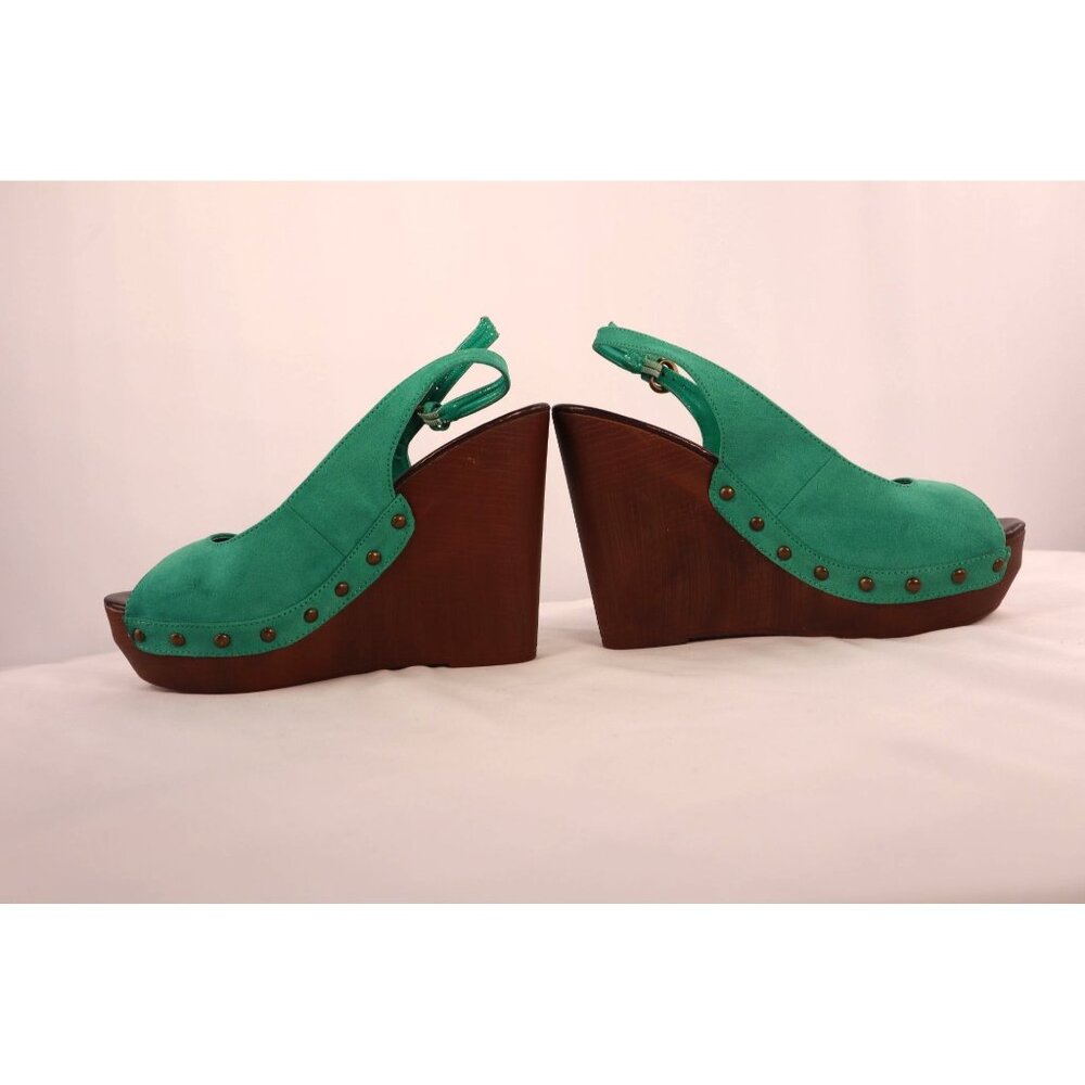 Bomlel Green Suede Wedge Sandals with‎ Studded Accents & Wooden Heel Size 8